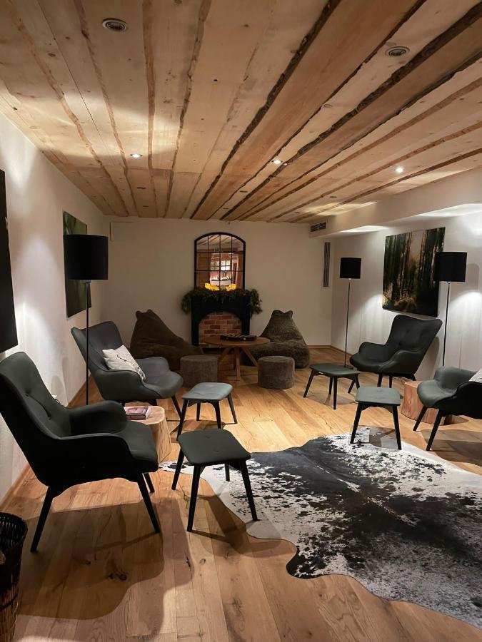 Hydepark Hotel Haidkapelle Eksteriør billede